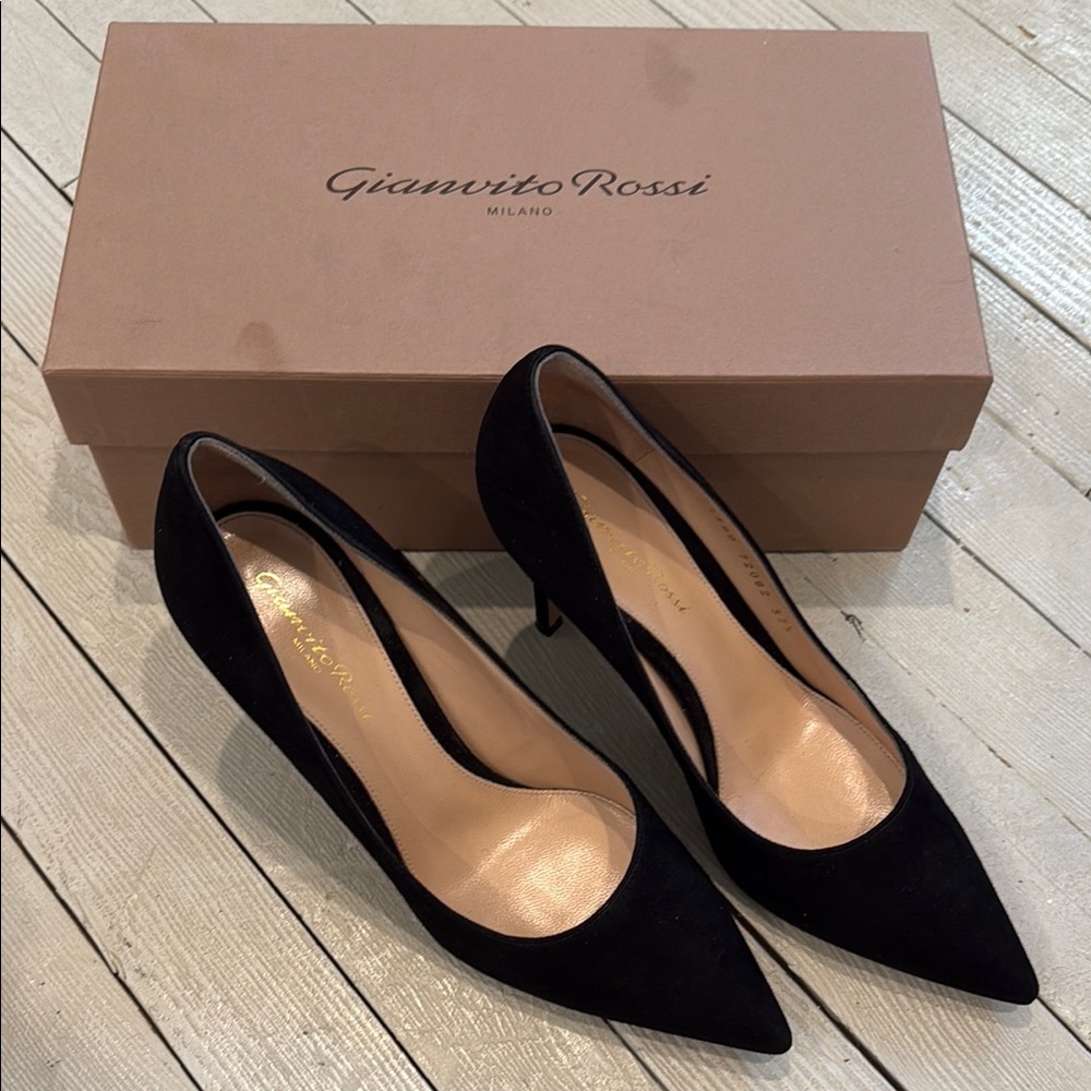 Worn Once - Gianvito Rossi Black Suede Women's Pumps